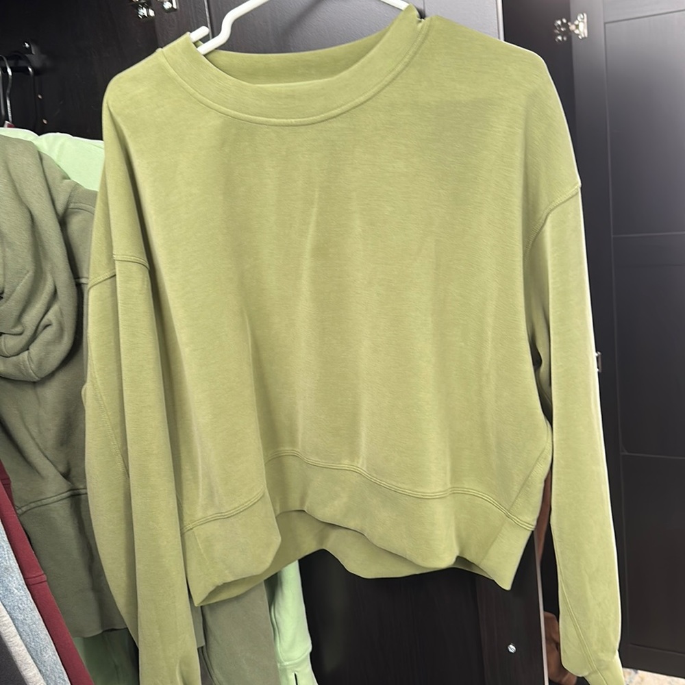 Softstream Lululemon Sweatshirt - image 1